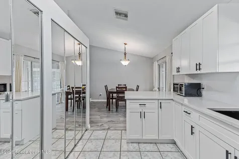 776 Beacon Street NW Palm Bay FL 32907