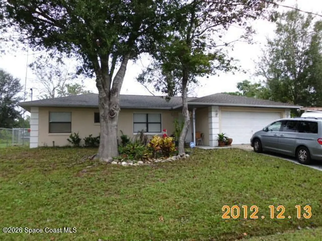 781 Geary Street SW Palm Bay FL 32908
