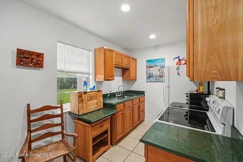 1600 Avocado Avenue Melbourne FL 32935
