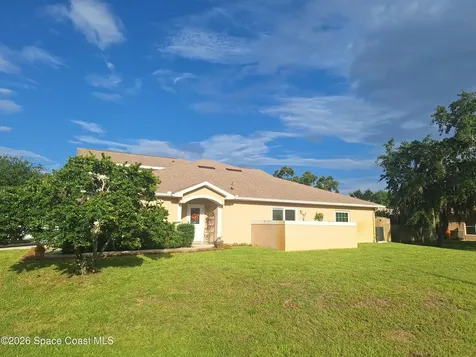 511 L M Davey Lane Titusville FL 32780