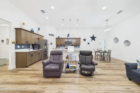424 Krassner Drive NW Palm Bay FL 32907