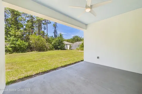424 Krassner Drive NW Palm Bay FL 32907