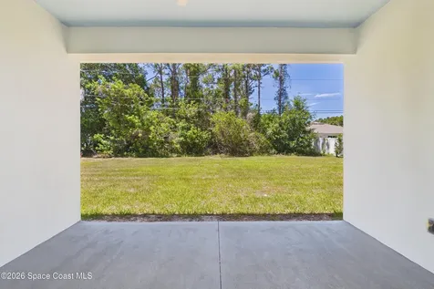 424 Krassner Drive NW Palm Bay FL 32907