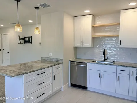 909 S Colonial Court Indian Harbour Beach FL 32937