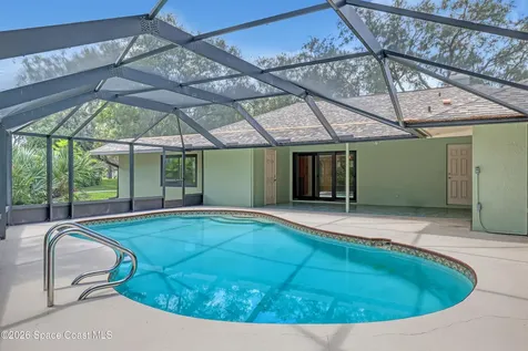 1107 Citrus Avenue NE Palm Bay FL 32905