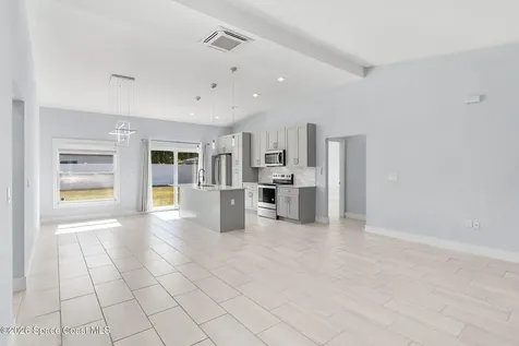 2840 Fontainebleau Avenue SE Melbourne FL 32909