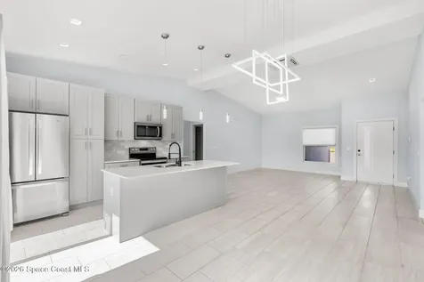 2840 Fontainebleau Avenue SE Melbourne FL 32909