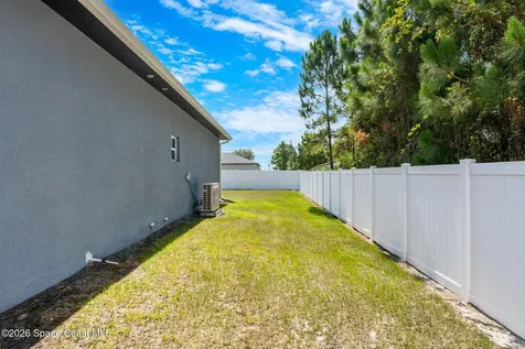 2840 Fontainebleau Avenue SE Melbourne FL 32909