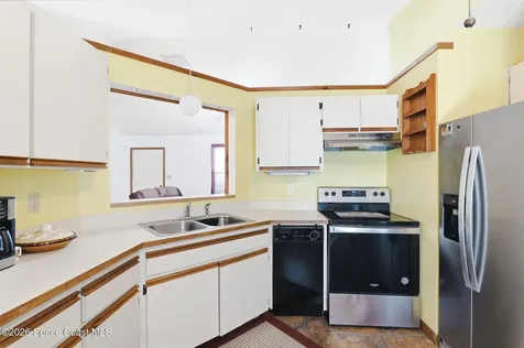 852 Lamplighter Drive NW Palm Bay FL 32907
