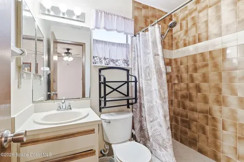852 Lamplighter Drive NW Palm Bay FL 32907