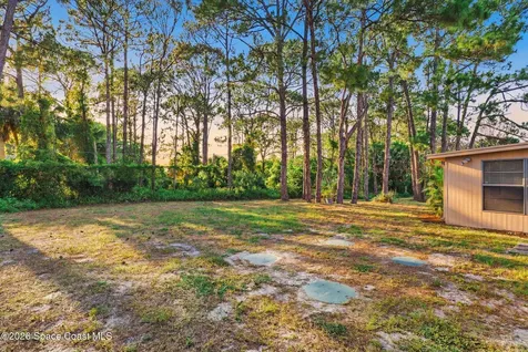 852 Lamplighter Drive NW Palm Bay FL 32907