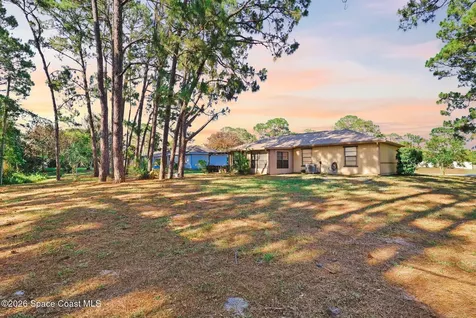 852 Lamplighter Drive NW Palm Bay FL 32907