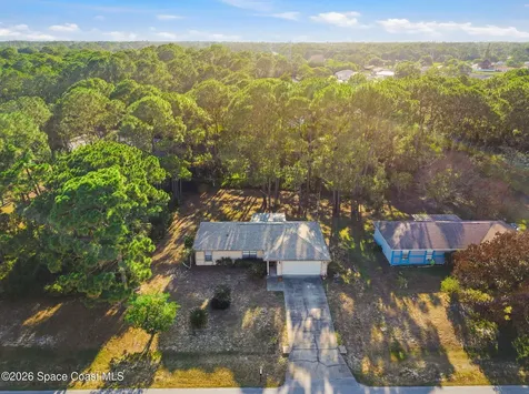 852 Lamplighter Drive NW Palm Bay FL 32907