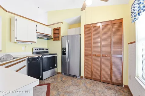 852 Lamplighter Drive NW Palm Bay FL 32907