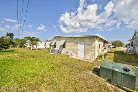 5351 Bannock Street Micco FL 32976