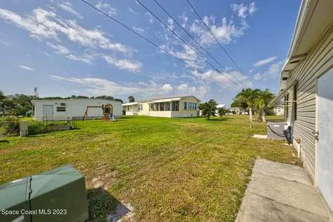 5351 Bannock Street Micco FL 32976