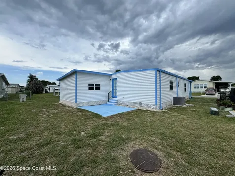 805 Wren Circle Barefoot Bay FL 32976