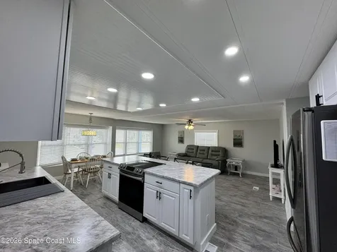 805 Wren Circle Barefoot Bay FL 32976