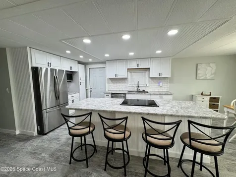 805 Wren Circle Barefoot Bay FL 32976