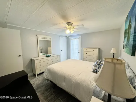 805 Wren Circle Barefoot Bay FL 32976