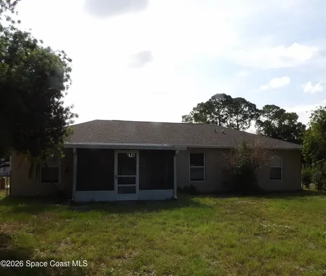 998 Camden Avenue NW Palm Bay FL 32907