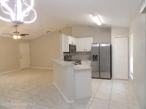 998 Camden Avenue NW Palm Bay FL 32907