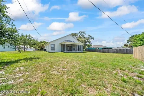301 Butler Avenue NE Palm Bay FL 32907