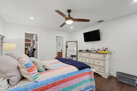 496 NE Ralwood Lane NE Palm Bay FL 32907