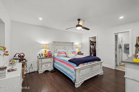 496 NE Ralwood Lane NE Palm Bay FL 32907