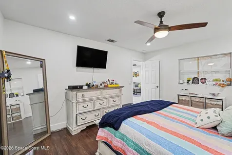 496 NE Ralwood Lane NE Palm Bay FL 32907