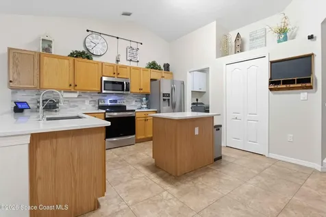 3015 Hackensack Avenue SE Palm Bay FL 32909