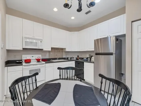 3830 Nags Head Place SW Vero Beach FL 32968