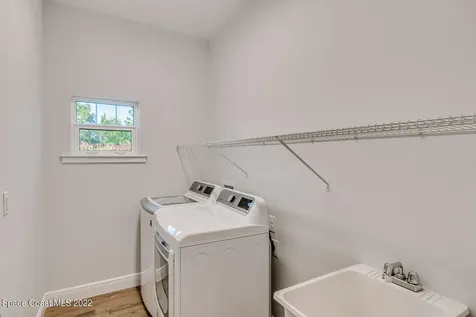 1398 Tullagee Avenue Melbourne FL 32940