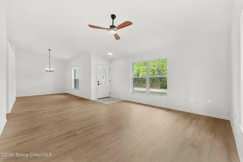 709 Haryestor Avenue SW Palm Bay FL 32908