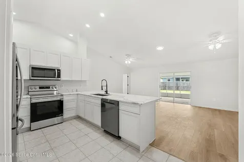 709 Haryestor Avenue SW Palm Bay FL 32908