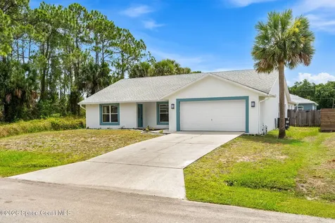 709 Haryestor Avenue SW Palm Bay FL 32908