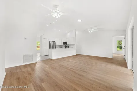 709 Haryestor Avenue SW Palm Bay FL 32908