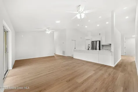 709 Haryestor Avenue SW Palm Bay FL 32908
