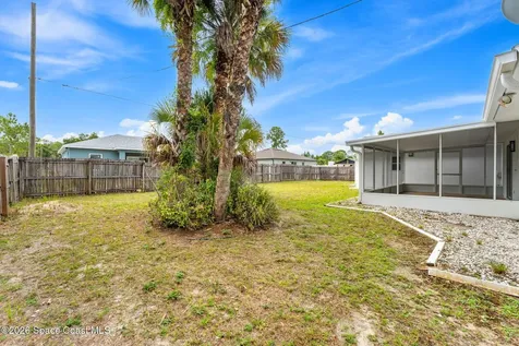 709 Haryestor Avenue SW Palm Bay FL 32908