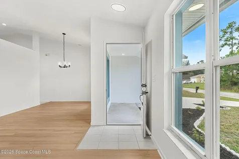 709 Haryestor Avenue SW Palm Bay FL 32908