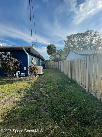 1861 Calmar Street NW Palm Bay FL 32907