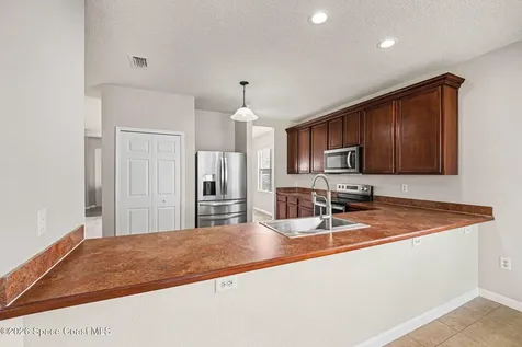 664 Dryden Circle Cocoa FL 32926