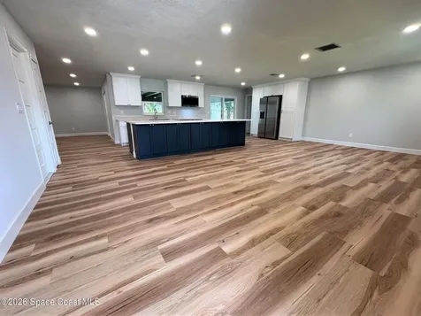 441 2nd Avenue Indialantic FL 32903