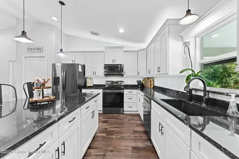 3760 Montgomery Road Mims FL 32754