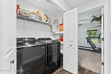 3760 Montgomery Road Mims FL 32754