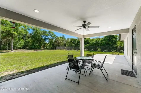 3760 Montgomery Road Mims FL 32754