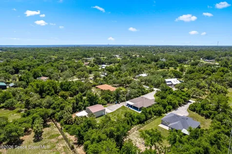 3760 Montgomery Road Mims FL 32754
