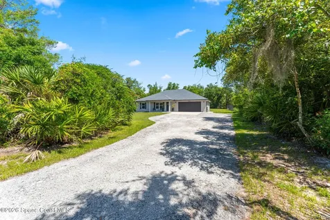 3760 Montgomery Road Mims FL 32754
