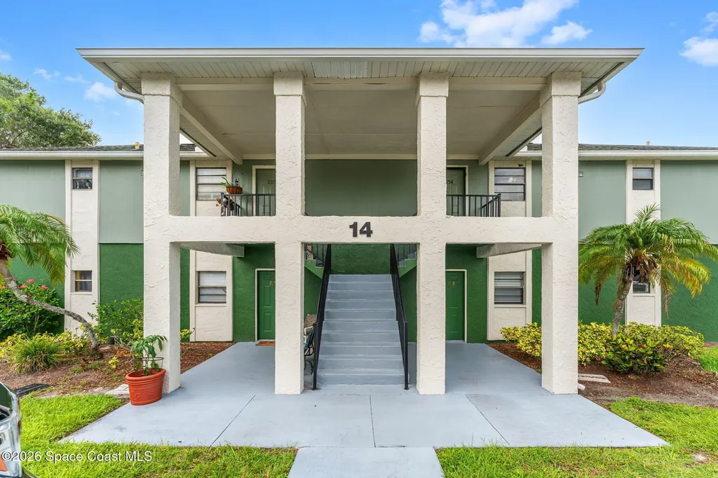 2254 Flower Tree Circle Melbourne FL 32935