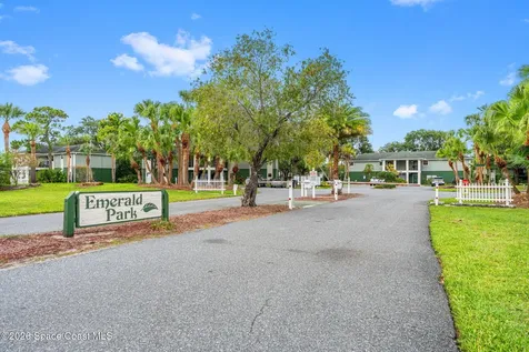 2254 Flower Tree Circle Melbourne FL 32935
